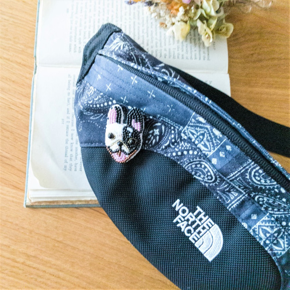 フレブルブローチ♡パイド　おしゃれで愛嬌たっぷり！ビーズ刺繍のフレンチブルドッグ　フレンチブルドック 8枚目の画像