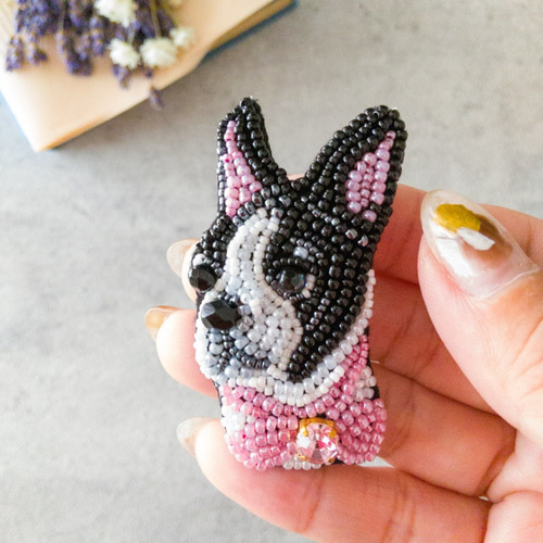 刺繍　ブローチ　ボストンテリア　ハンドメイド 素敵な作家さんシリーズ】akiさん☆立体刺繍ブローチ、刺繍