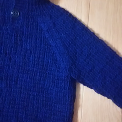 ベビーの手編みのセーター 4枚目の画像