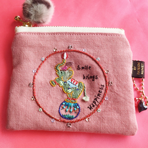 玉乗りぞうさんの刺繍ポーチ☆彡.。ハローサーカス ポーチ