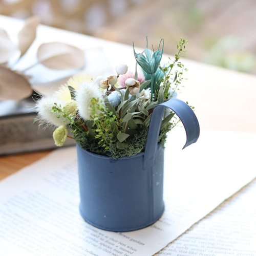 ドライフラワー❁ブリキ缶アレンジ ドライフラワー❁ブリキ缶アレンジ ドライフラワーブリキ缶アレンジ