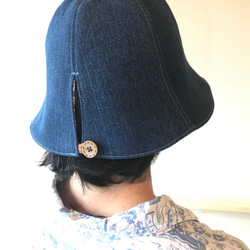 虫の刺繍がアクセントのユニークな帽子　オニヤンマ　大人Ｓ 5枚目の画像