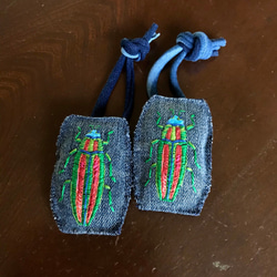 虫の刺繍がアクセントのユニークな帽子 オニヤンマ 大人S