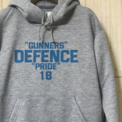 GUNNERS 18 / プルオーバーパーカー 2枚目の画像