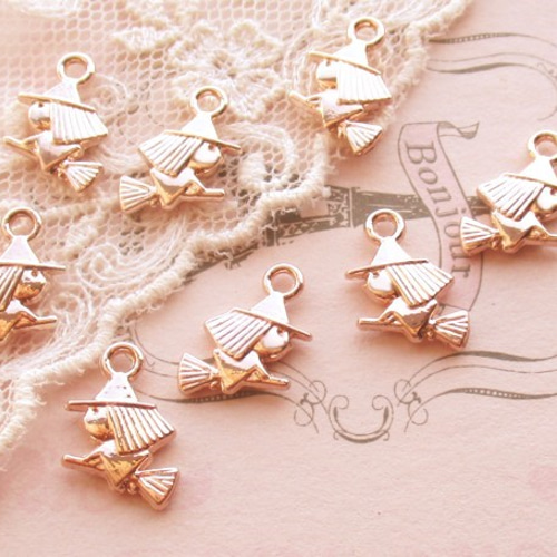 魔女チャーム8個ピンクゴールド チャーム HONEYBEETAIL 通販 2750672  