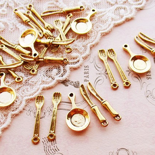 キッチングッズチャーム30個アンティークゴールド チャーム