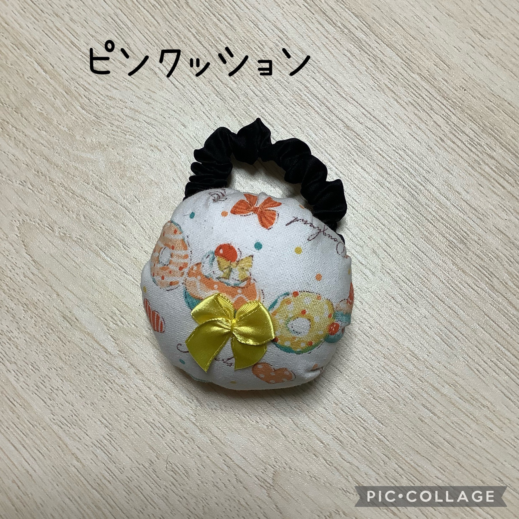 ピンクッション マカロン柄 オレンジ アーム付き まち針 針山