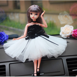 車置物　カー用品　置物　ドール　姫様　関節人形　飾り　ホーム用品 1枚目の画像