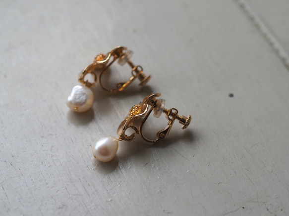 -drop pearl flower earring- 4枚目の画像