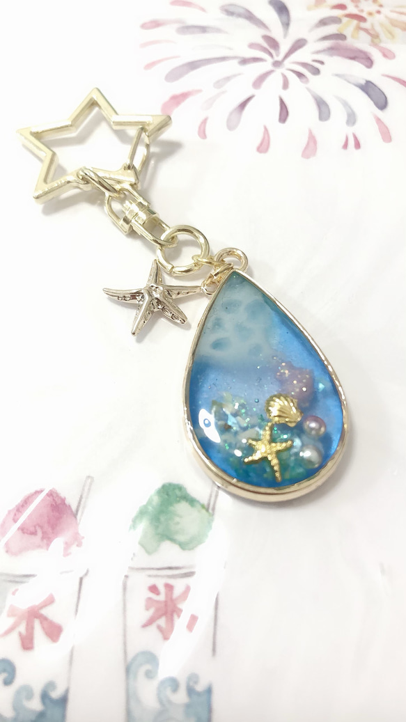 ☆雪の結晶☆お座り狐と彼岸花　他レジンキーホルダー計4点 7月下旬頃お届け予定＊Little My Key HolderMG55230＜予約商品