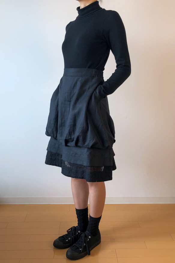 黒リネン バルーンスカート 1枚目の画像