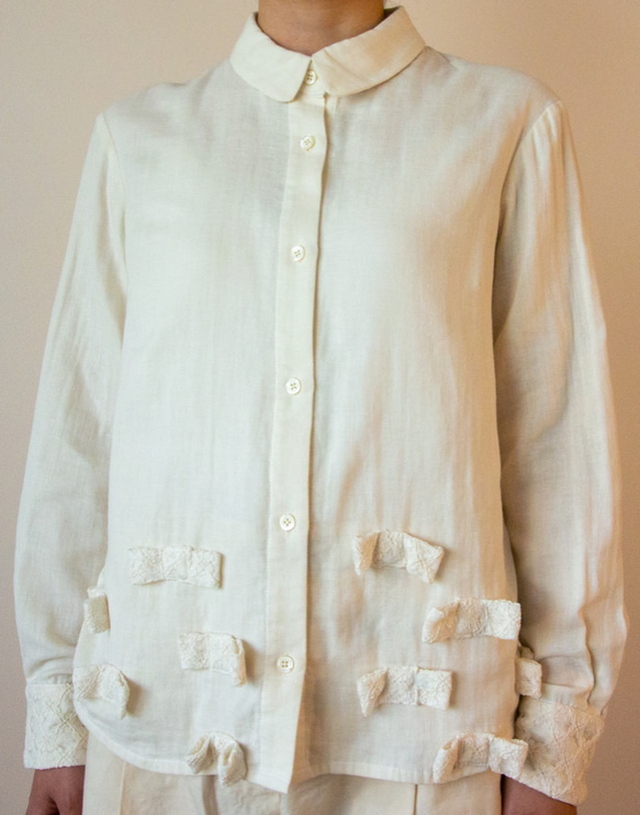 白レースリボンシャツ 2枚目の画像