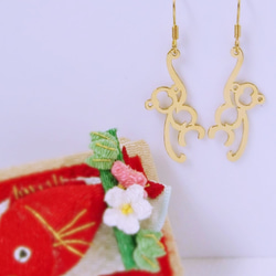 Monkey earring in Arabic, wordpicture unique jewelry 第1張的照片