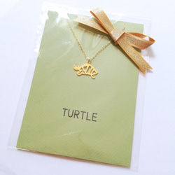 英語 “TURTLE(亀)” 文字絵 ペンダント 8枚目の画像