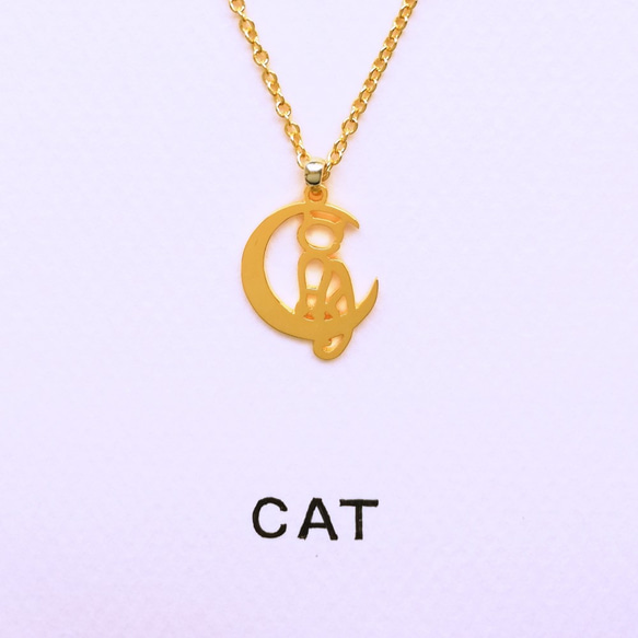 英語 “CAT and MOON”(ネコと月) 文字絵 ペンダント 2枚目の画像