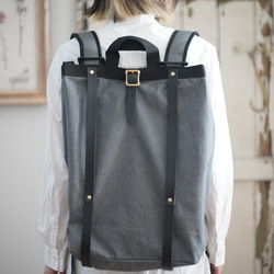 ●超輕量400g ●男女皆宜的Heather grey x black leather 2WAY backpack Nylon 第1張的照片