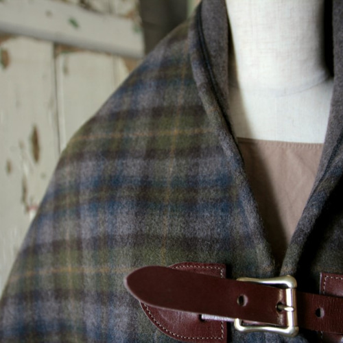 ブラウン系チェック カシミアウールポンチョ 濃茶レザー 着物 RAG