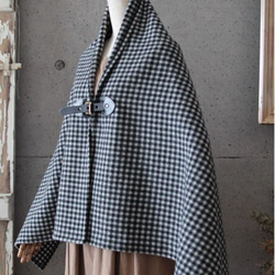 Gingham Check ■ Monotone ■ Wool Poncho x Black Leather Alpaca Bl 第1張的照片