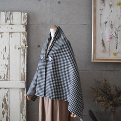 Gingham Check ■ Monotone ■ Wool Poncho x Black Leather Alpaca Bl 第4張的照片