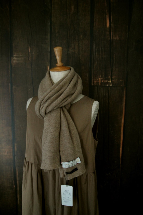 100% 純羊絨 奶茶色 ◎ 可水洗 垂墜針織，手感極佳^ 第2張的照片