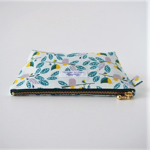 マチ付きファスナーポーチ 抗菌防臭＊鳥の親子 水色＊16㎝ファスナー