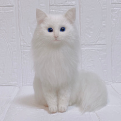 羊毛フェルト猫  白猫  長毛白猫   猫  リアル猫 5枚目の画像