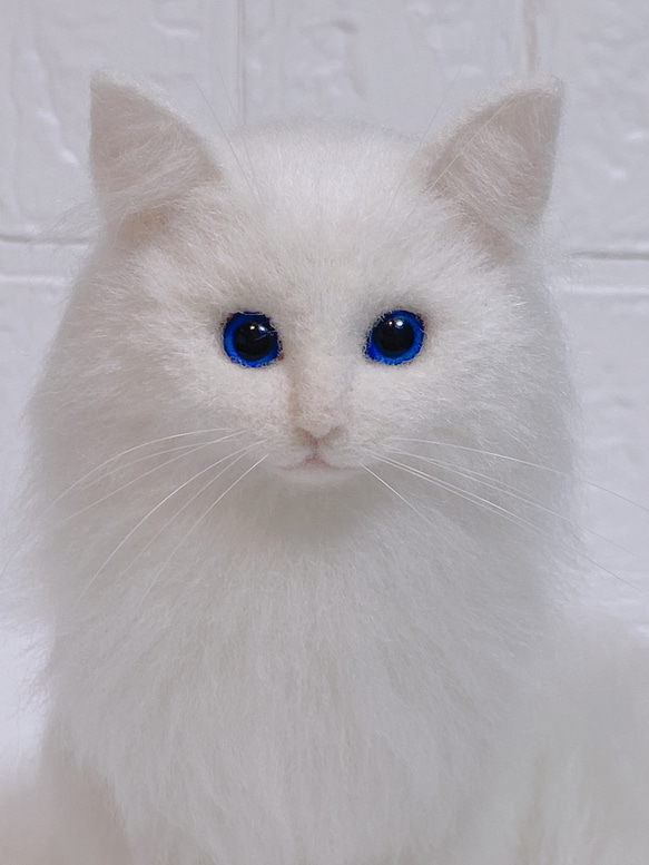 羊毛フェルト猫  白猫  長毛白猫   猫  リアル猫 8枚目の画像