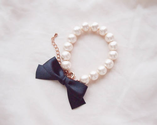 Hermine Athensパール リボンブレスレット Hermine Athensパール リボンブレスレット