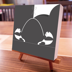 白黒つけるパンダ　正方形キャンバスプリント・ファブリックパネル　モノクロアートを飾る 2枚目の画像