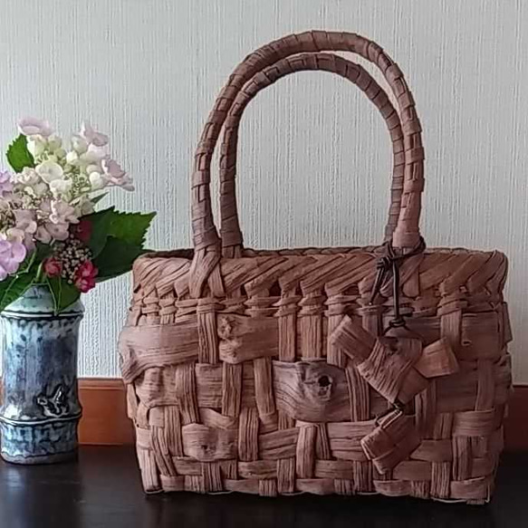 ◆山形県産　天然山葡萄蔓のポーチ　柿渋古布使用◆ ◇山形県産 天然山葡萄蔓のポーチ 柿渋古布使用◇ ◇山形県