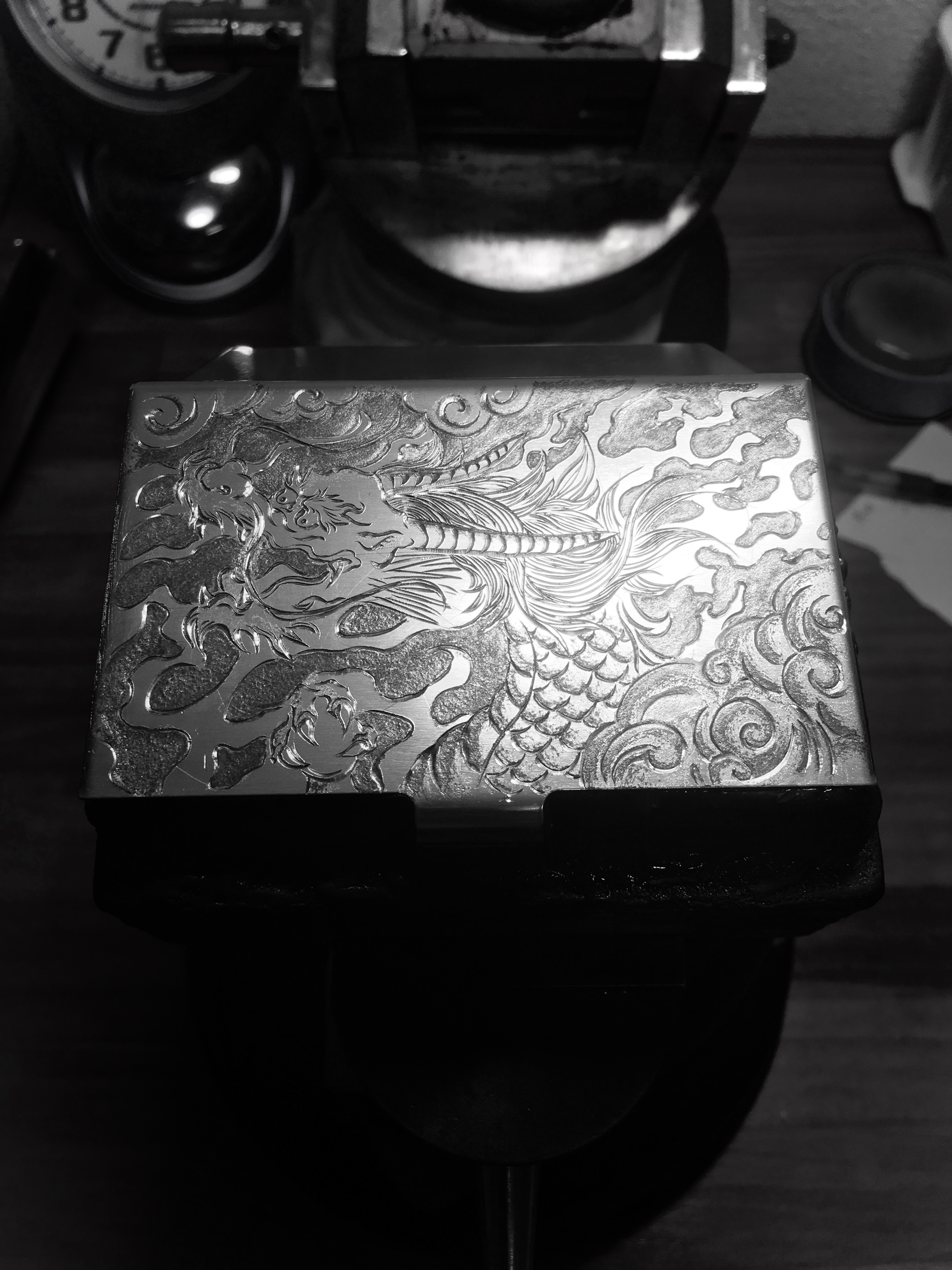 龍彫金アルミ製名刺入れ 名刺入れ・カードケース 彫金アート by