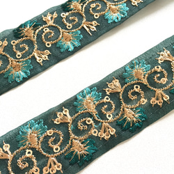 【0.5ヤード】インド刺繍リボン グリーン　オーガンジー　細　花 1枚目の画像