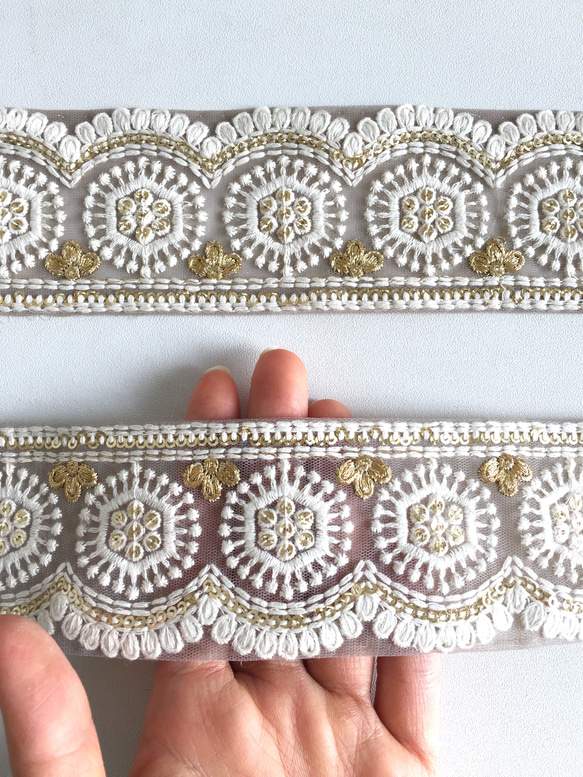【0.5ヤード】インド刺繍リボン　ベージュ　レース 3枚目の画像