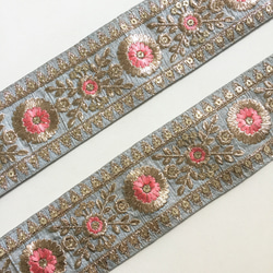 インド刺繍リボン　シルク　グレー 2枚目の画像