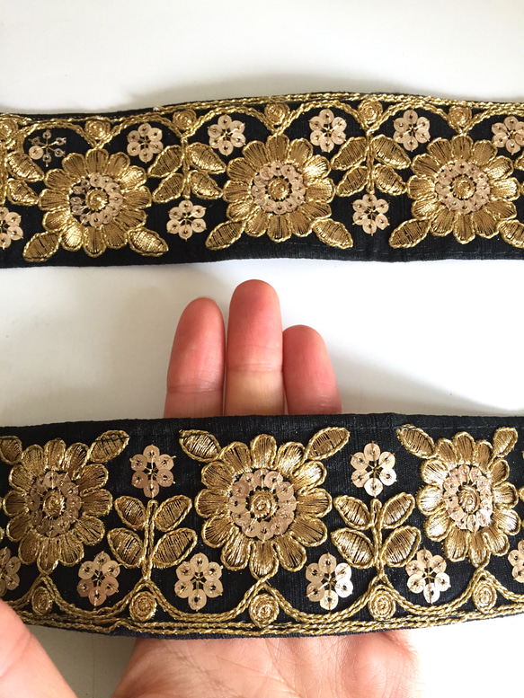 【50cm】インド刺繍リボン　ブラックスパンコール 3枚目の画像