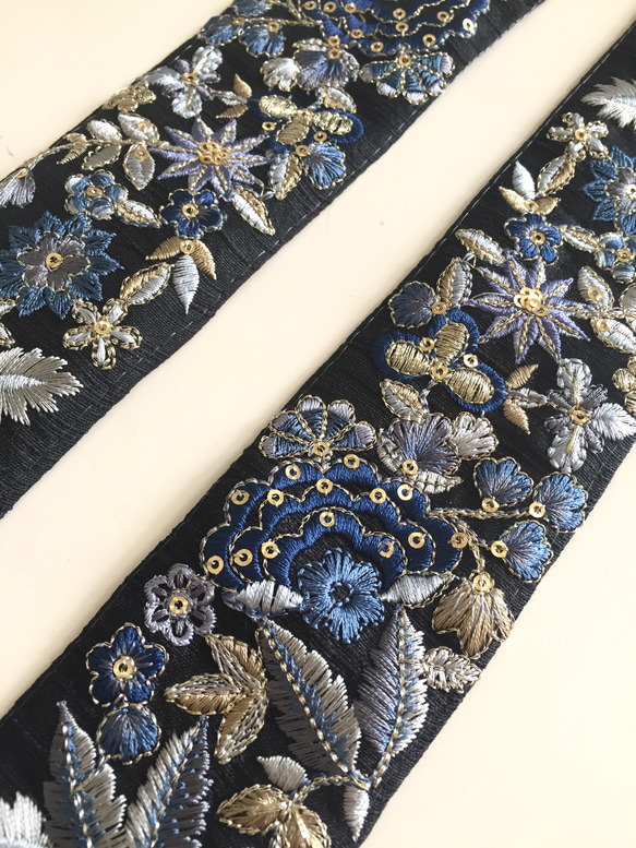 【50cm】インド刺繍リボン　ブラックxブルー　シルク 5枚目の画像
