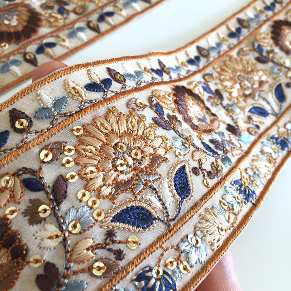 【50cm】インド刺繍リボン ライトベージュxブラウン 5枚目の画像