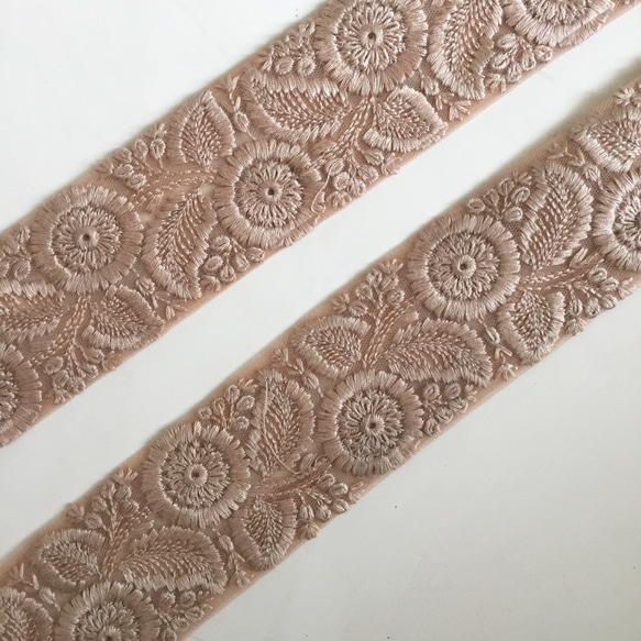 【50cm】インド刺繍リボン　ベージュ　レース　ワントーン 3枚目の画像