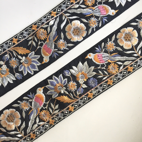 【50cm】インド刺繍リボン　ブラックxブルー　バード　シルク 5枚目の画像