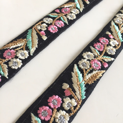 【50cm】インド刺繍リボン ブラック　ピンク　シルク　VS4 3枚目の画像