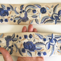 【50cm】インド刺繍リボン アイボリーxブルー　シルク　SS26 5枚目の画像