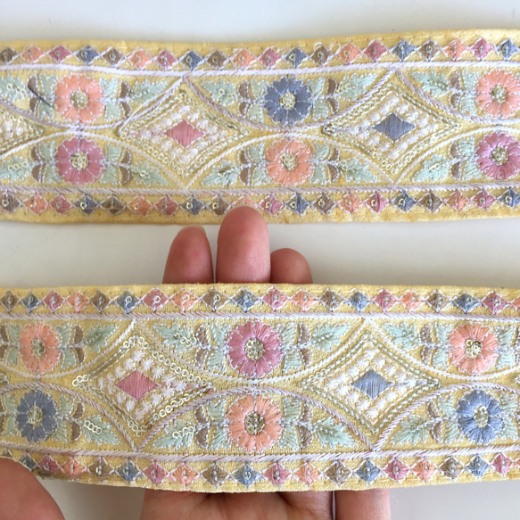 【50cm】インド刺繍リボン  イエロー　パステルシルク　SS35 4枚目の画像