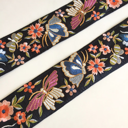 【50cm】インド刺繍リボン  ブラックxパープル　バタフライ　シルク　SS77 1枚目の画像