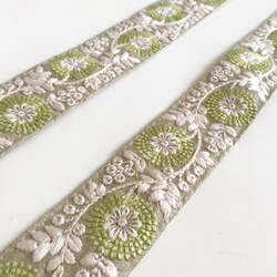 【50cm】インド刺繍リボン　ライトグリーン　シルク　SS99 3枚目の画像