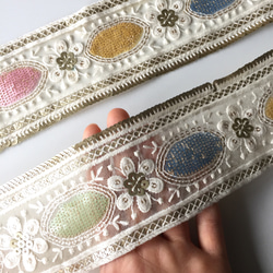 【50cm】インド刺繍リボン　ホワイト　パステル　レース　LL285 2枚目の画像