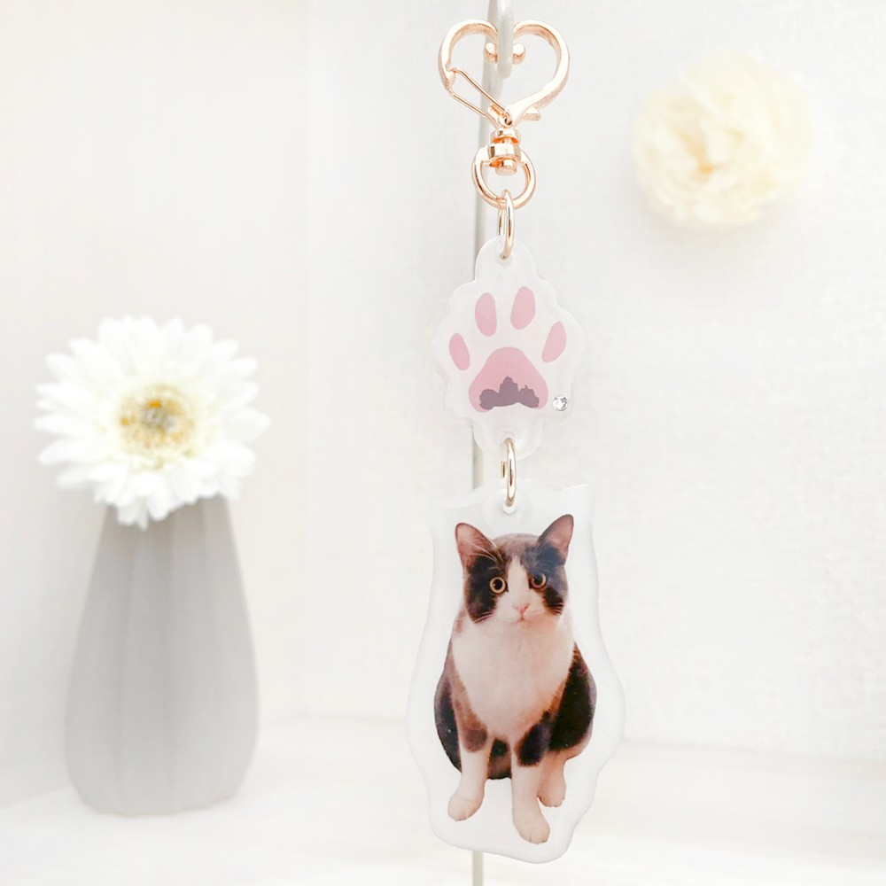 猫 デニムリメイク 肉球  飾り キーホルダー 犬 チャーム LOVE