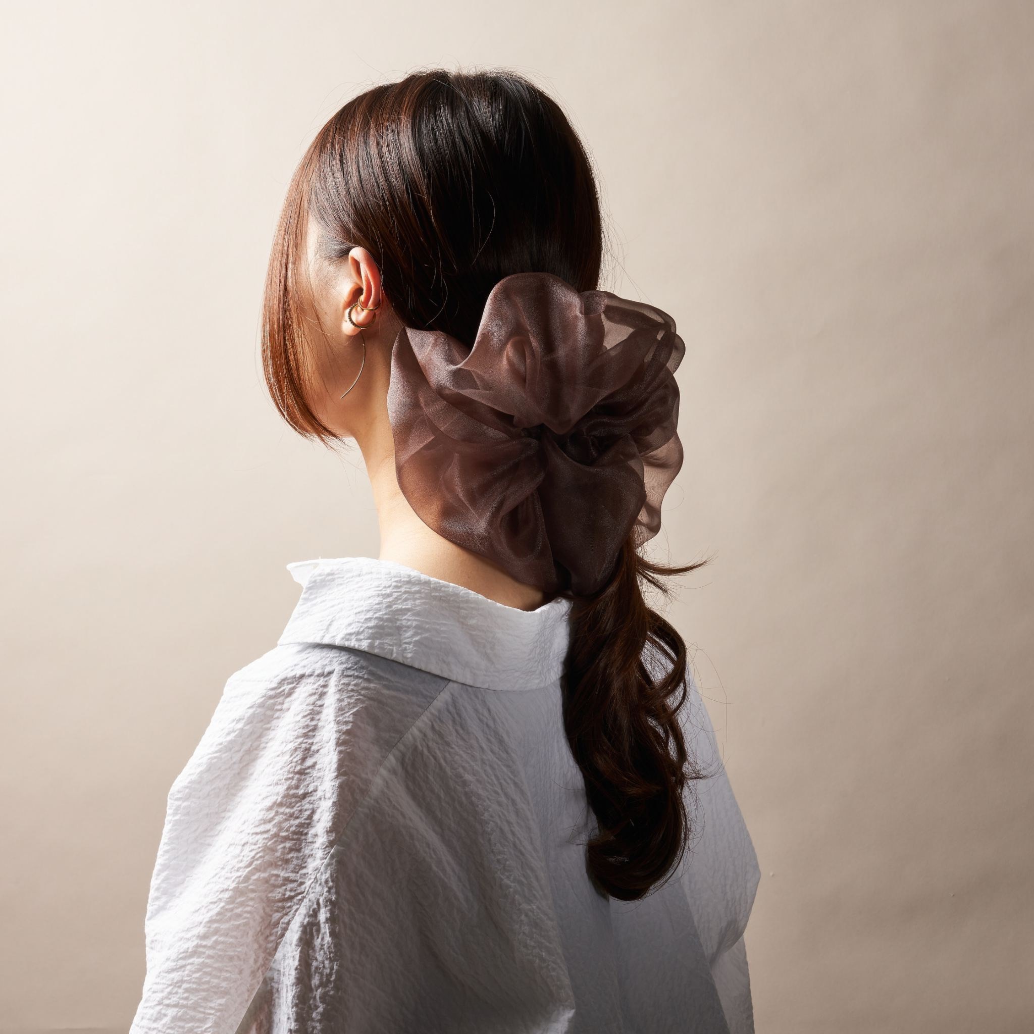 再販多数》ビッグオーガンジーシュシュ ダークブラウン シュシュ  