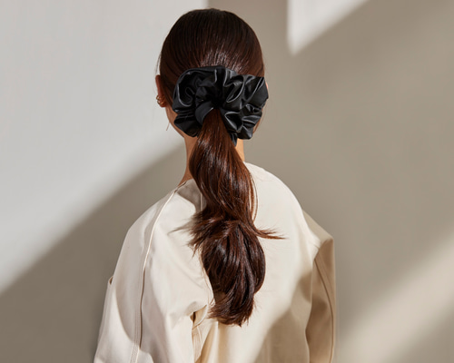 みーさん。　ソフィーブハイ シュシュ ブラック みーさん。 ソフィーブハイ シュシュ ブラック みーさん