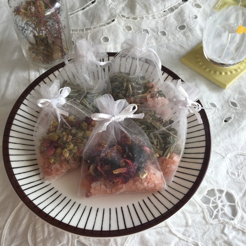 天然アロマ＆ハーブサシェ（バスソルト）5袋 ミナペルホネン＆リバティ