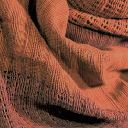 〜大地の色、伝統の織り技法〜　手紬ぎスカーフ　茶もじり 2104S004 2枚目の画像